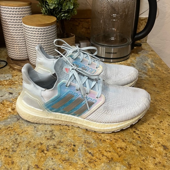 Adidas Ultraboost PrimeBlue size 9 - Picture 1 of 8